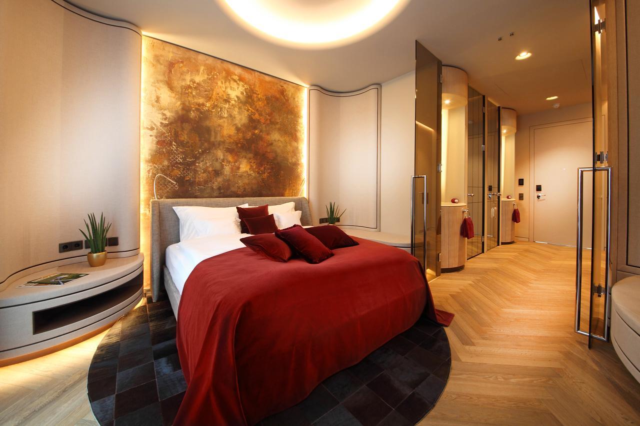Hotel Neues Tor บัดวิมพ์เฟิน ภายนอก รูปภาพ
