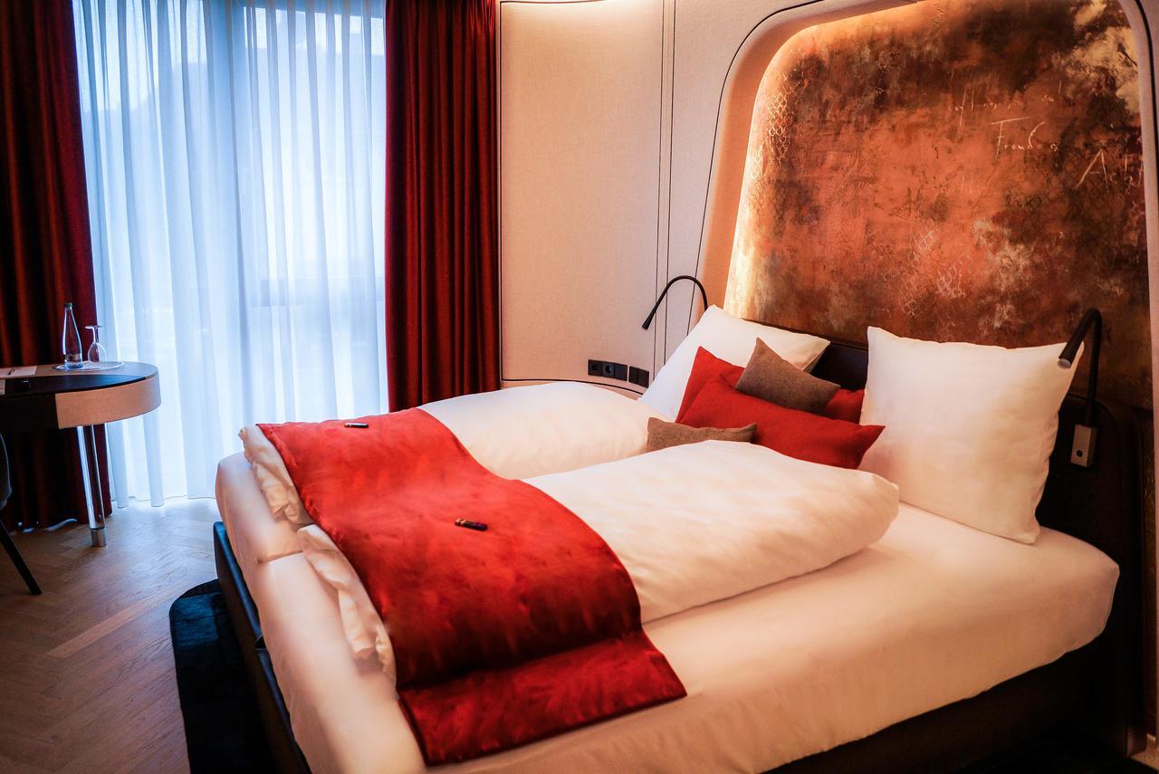 Hotel Neues Tor บัดวิมพ์เฟิน ภายนอก รูปภาพ