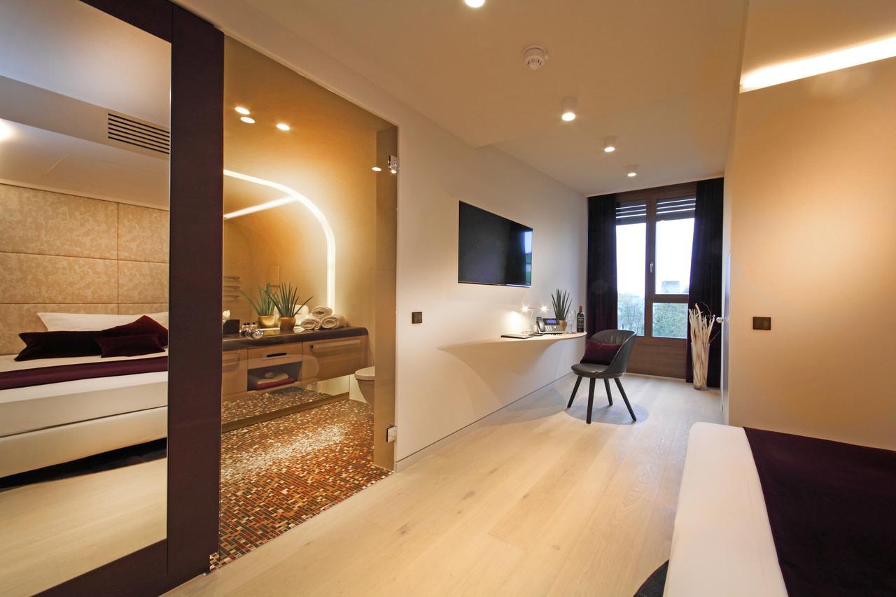 Hotel Neues Tor บัดวิมพ์เฟิน ภายนอก รูปภาพ